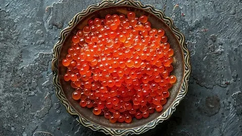 تصویر 4 از خاویار سرخ رنگ طبیعی بشقاب